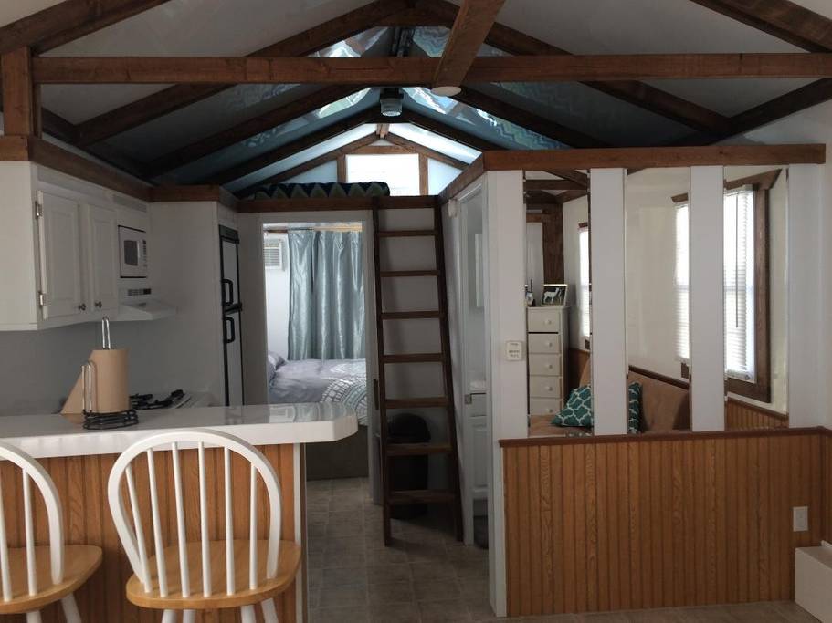 Floating Cabin Rental Steele Creek Marina & Campground